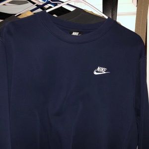 NIKE MENS BLUE CREWNECK SIZE S SOFT NEW